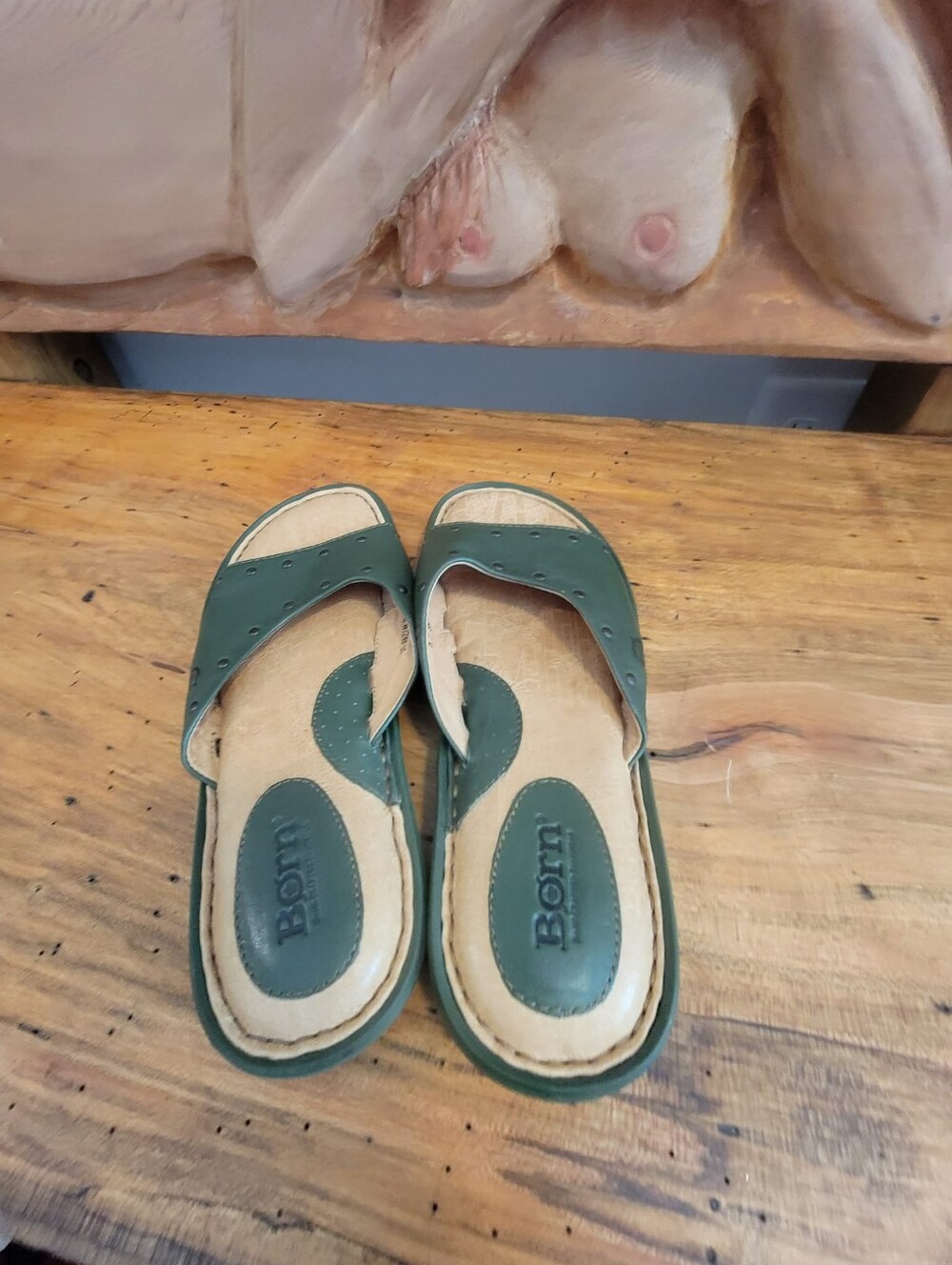 Born Sz 8 Forest Green Leather Slide Sandal w/Stud Detailing. Everyday Casual - Picture 7 of 12